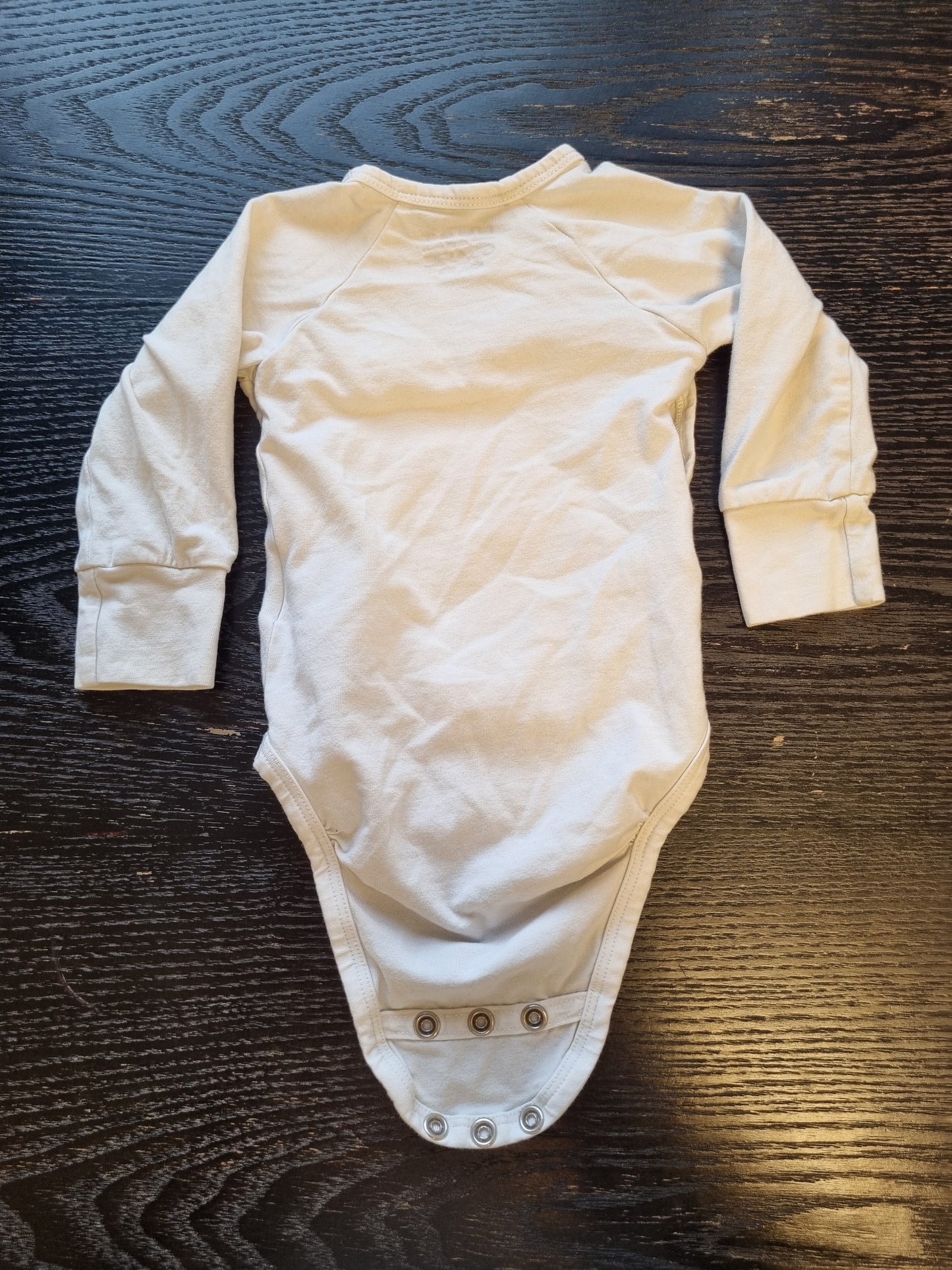 Hust & Claire body