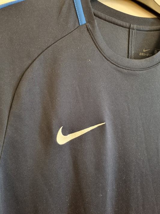 Nike trenings t-skjorte - M