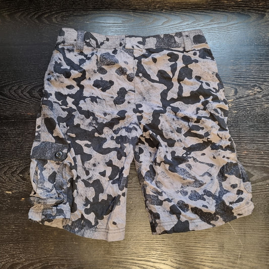 Under Armour shorts - 160