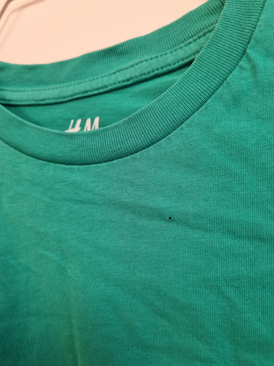 H&M t-skjorte - 146