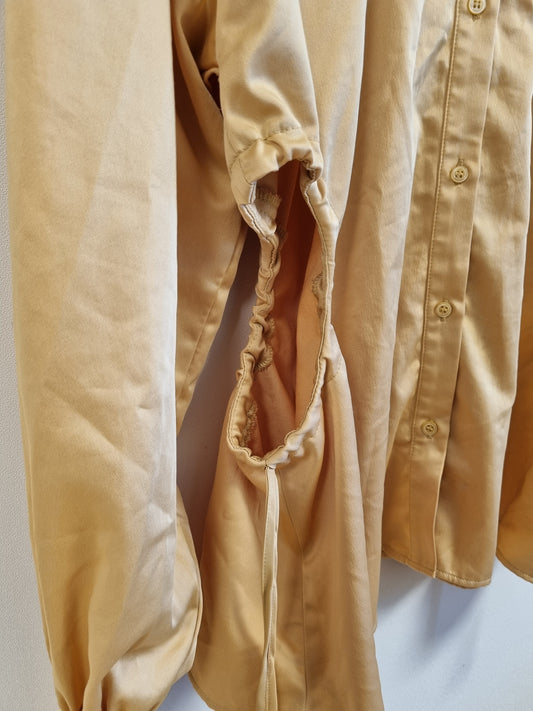 Gina Tricot satengskjorte - S