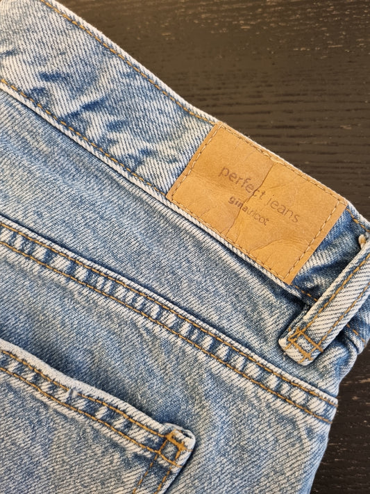 Gina Tricot Perfect Jeans - 44
