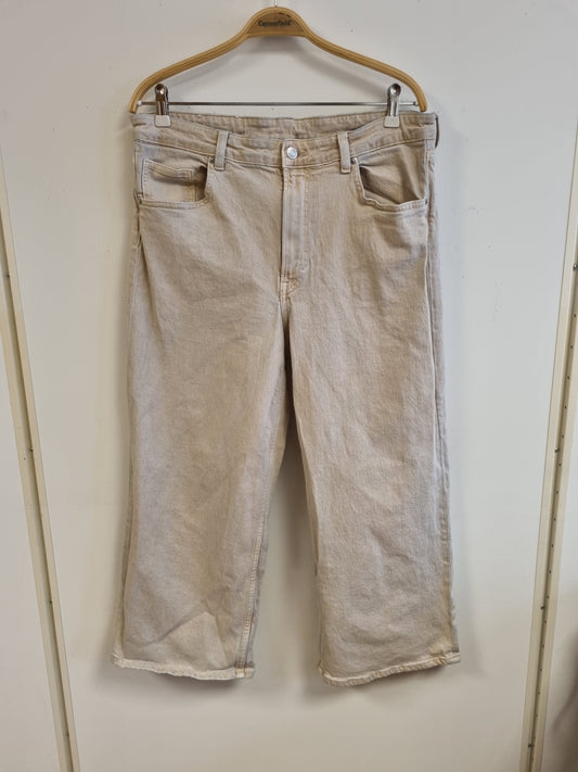 H&M jeans - 46