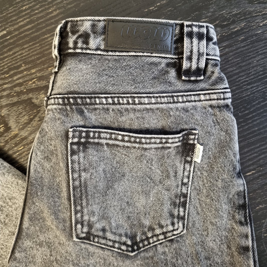 Svart loose fit jeans / WOW - 158