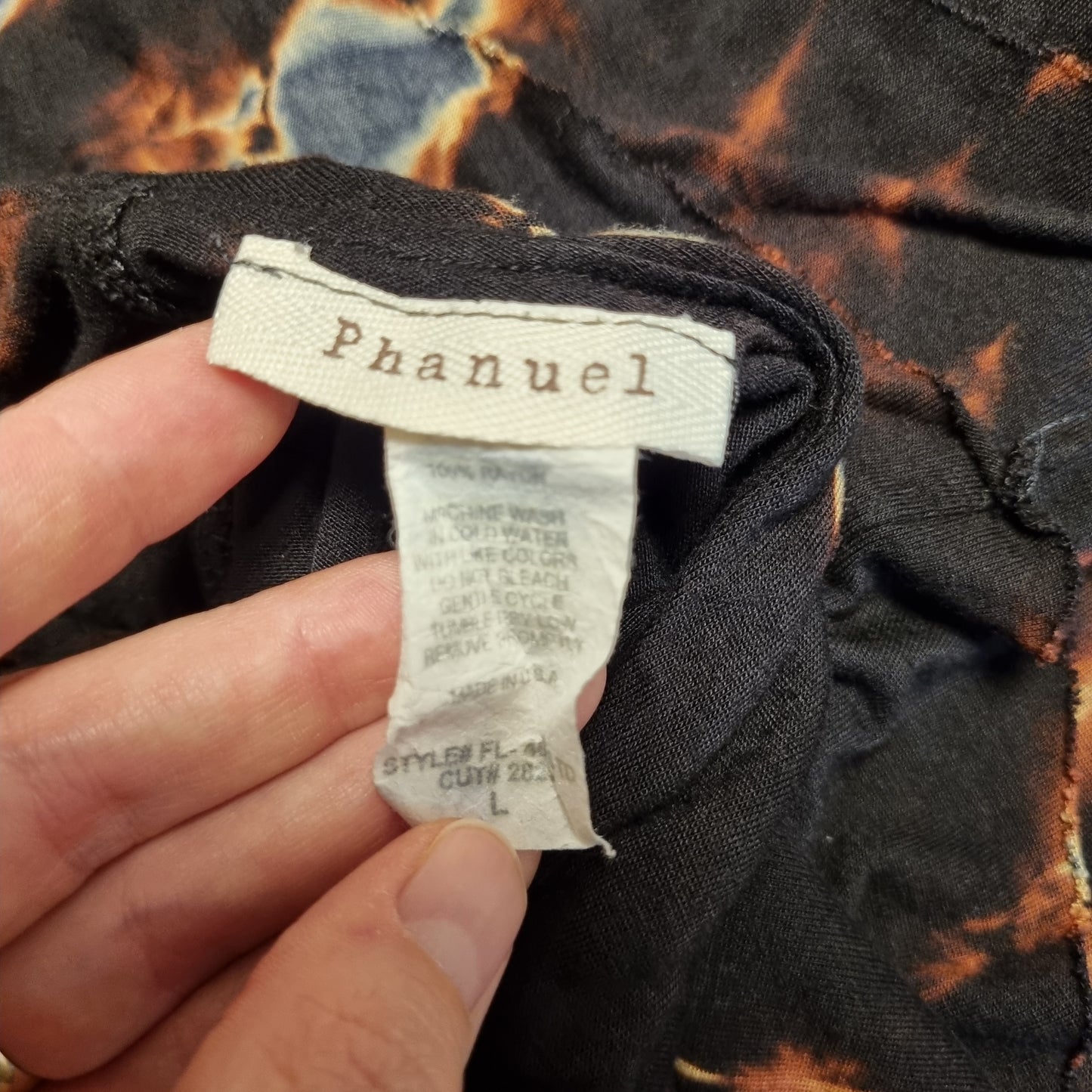 Svart maxikjole med batikkmønster / Phanuel - L