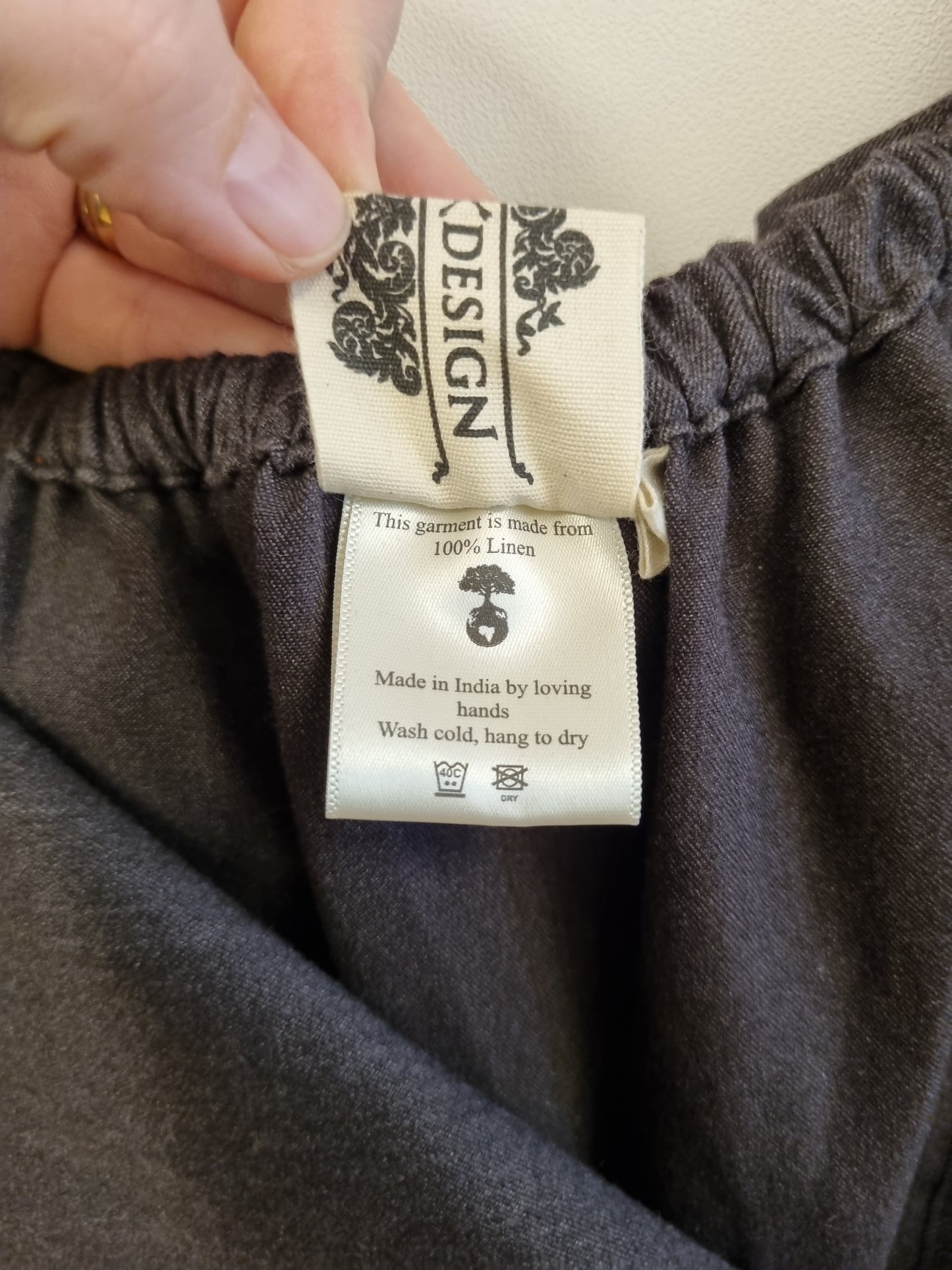 Mørk grå kjole i lin / Timjan Design - L