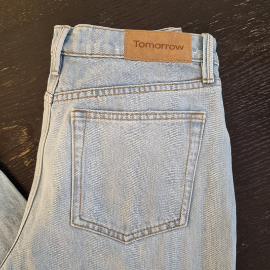 Lyseblå jeans / Tomorrow Teresa - W28/L30