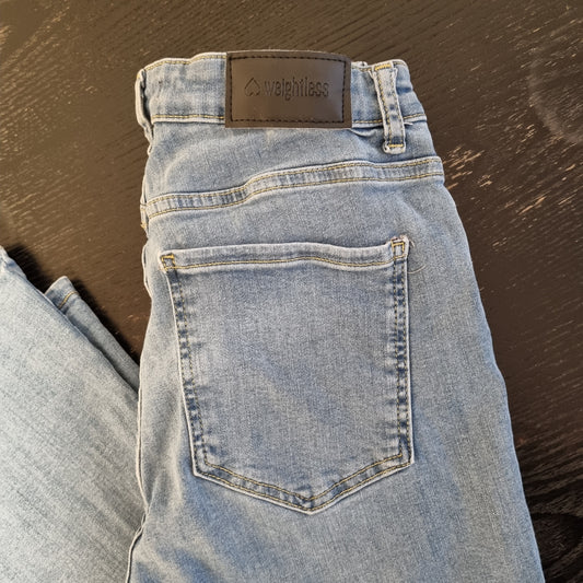 Blå bootcut jeans / Weightless - S