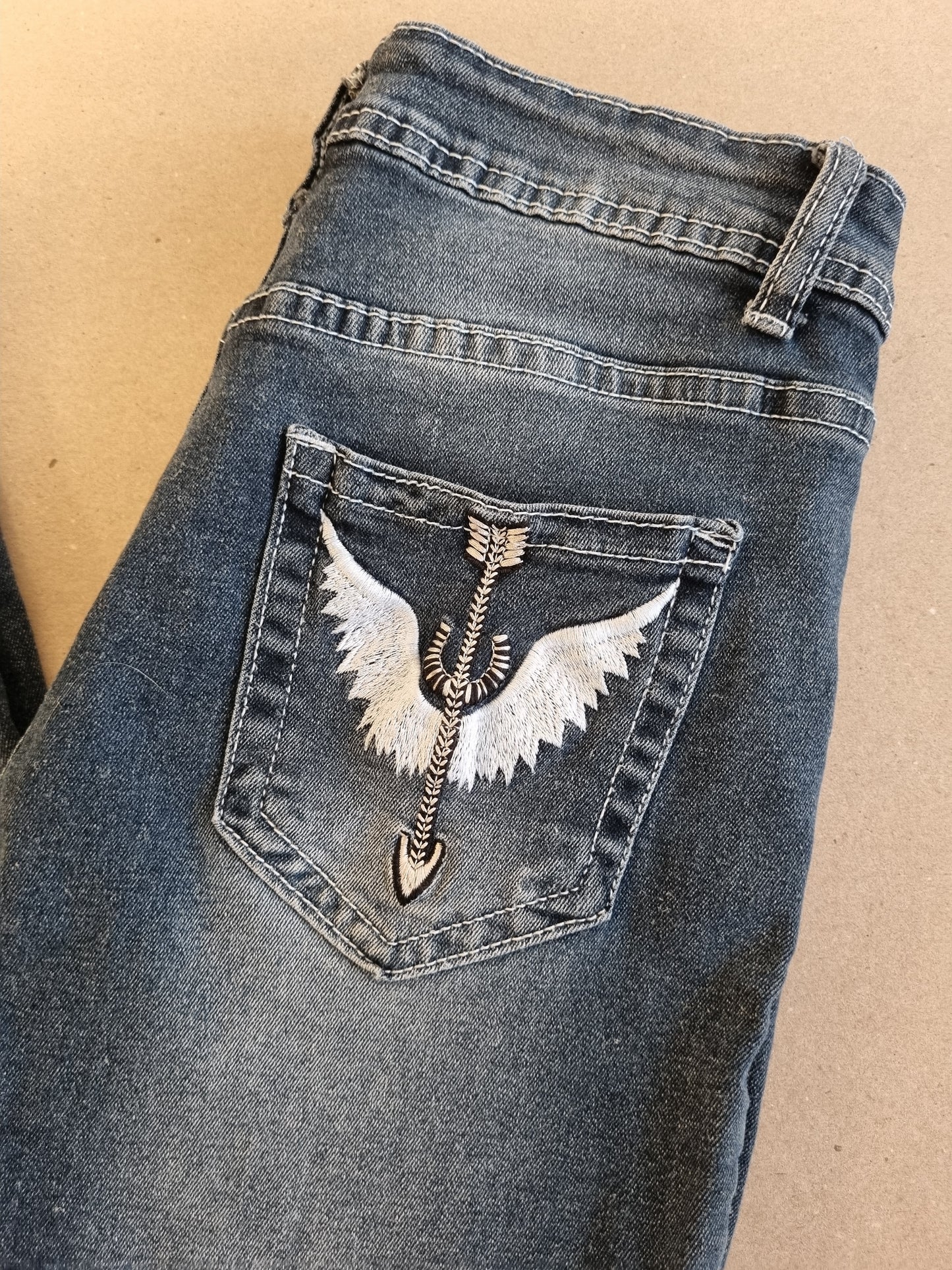 Y2K bootcut jeans med vingemotiv - S