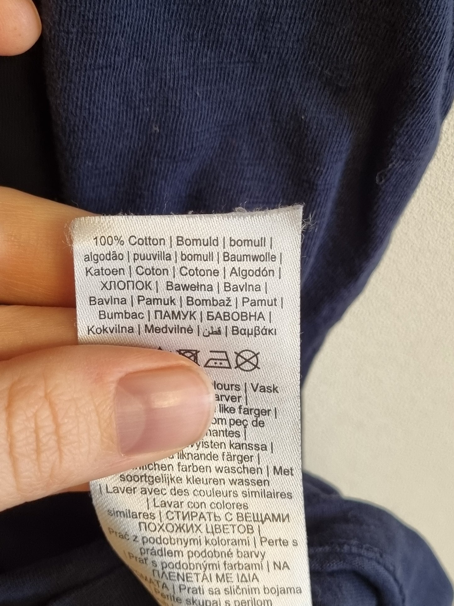 Mørk blå t-skjorte / 100% bomull - XL