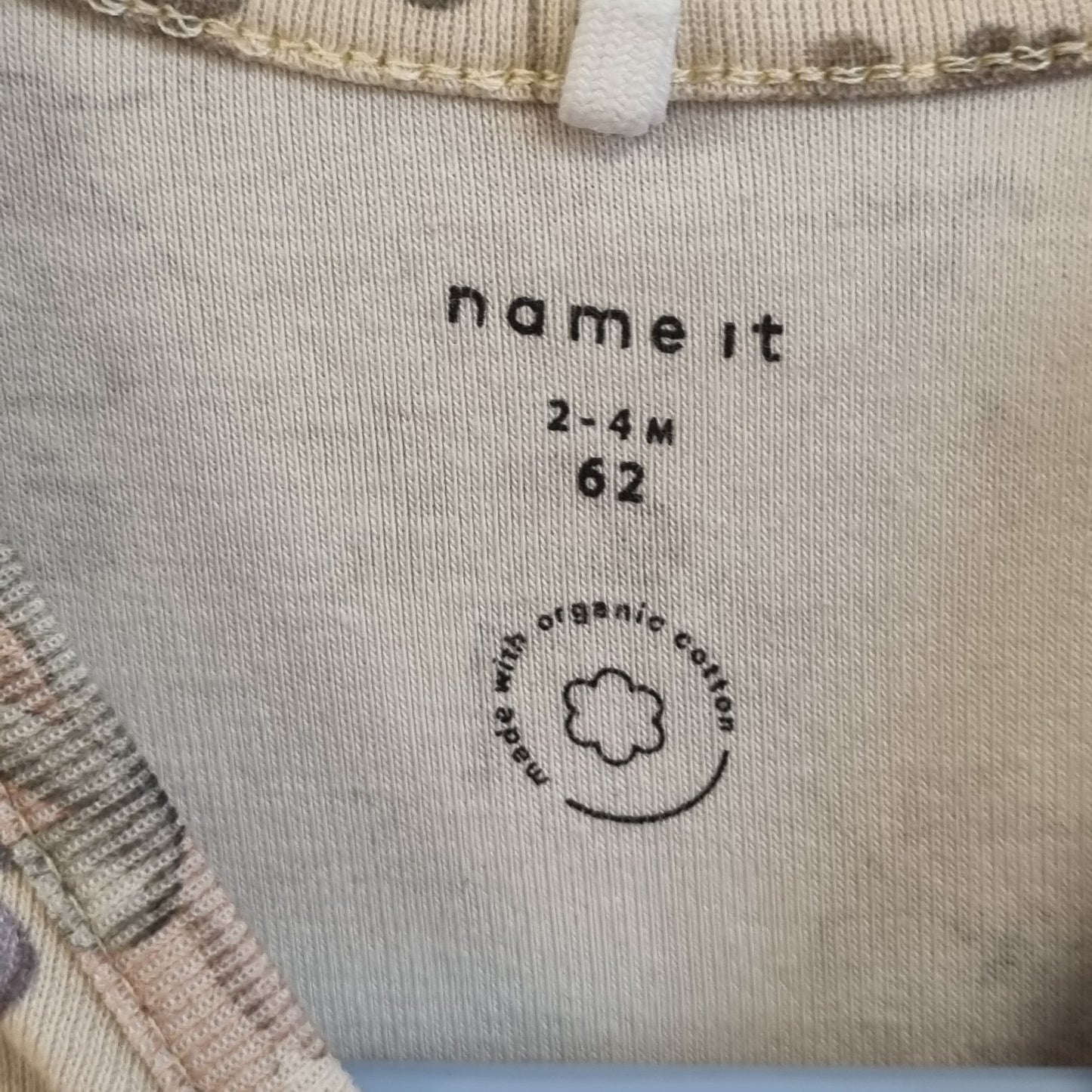 Beige kjole med blomster - 62