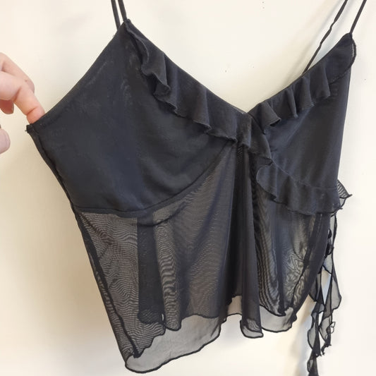 Svart transparent topp med volanger - S/M