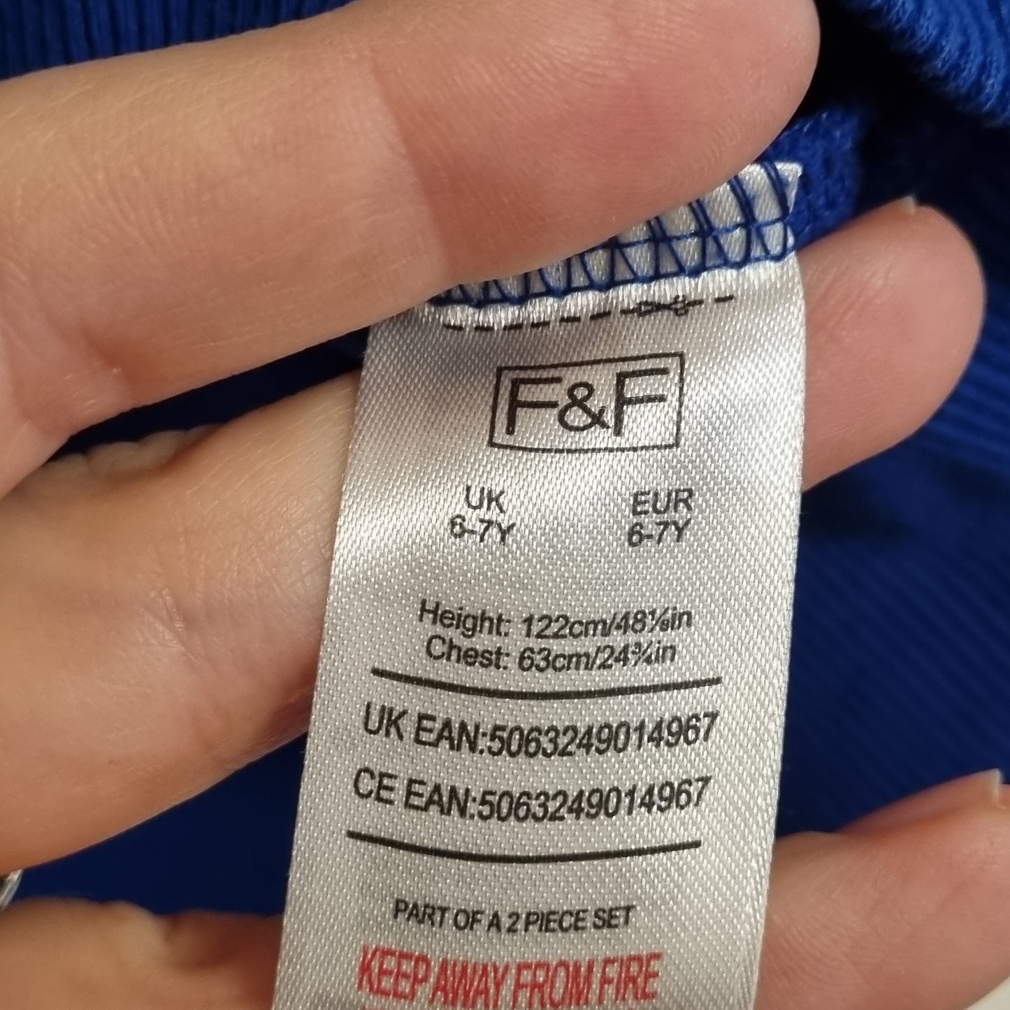 Blå genser med brystlomme - 122