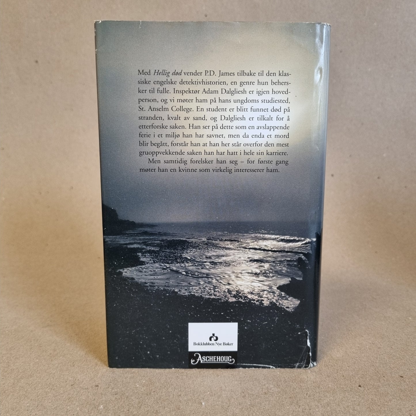 Hellig død – P.D. James