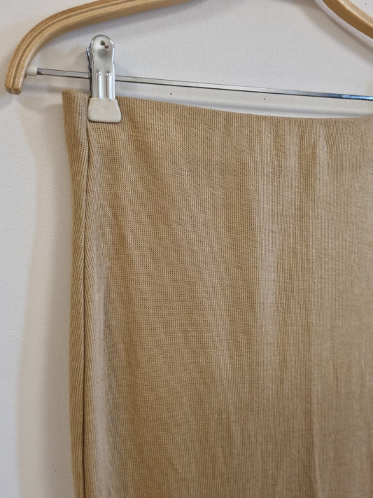 Vintage strikket maxiskjørt i beige – ca. S/M