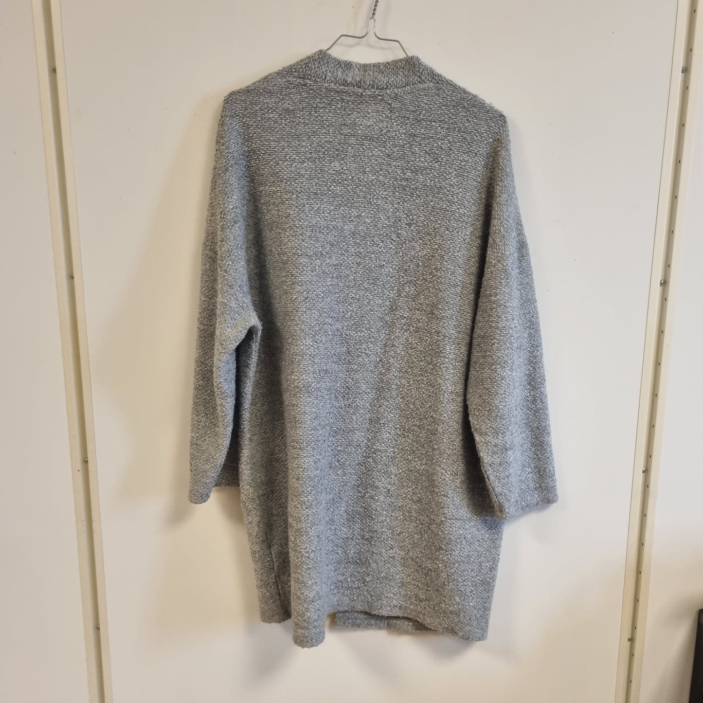 Lang grå oversized cardigan – S