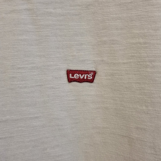 Levi’s offwhite T-skjorte / 100% bomull – L