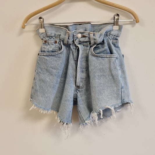 Vintage Levi's 501 Paperbag-shorts / Reworked 90s – M/L