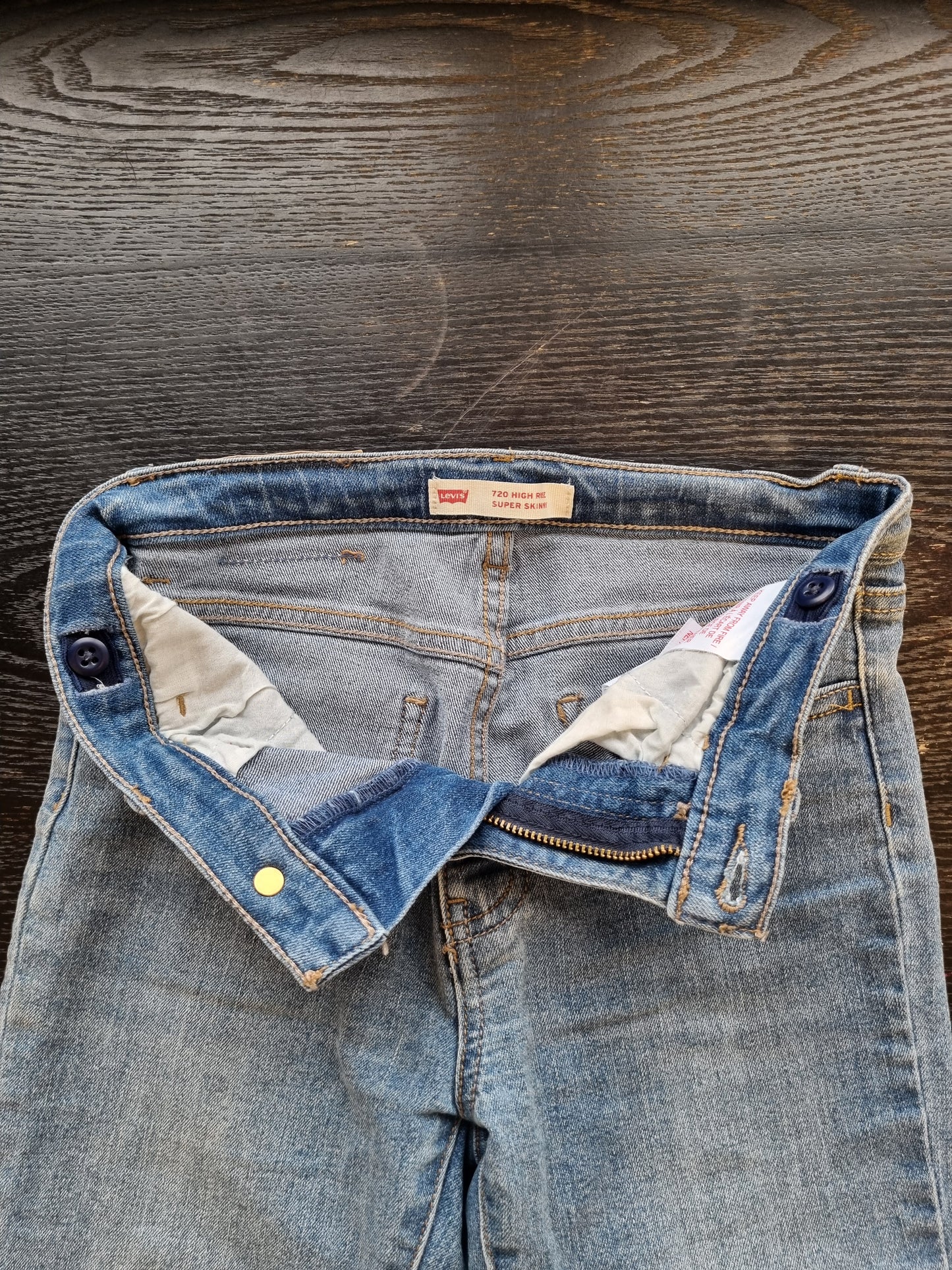 Levis 720 - 140