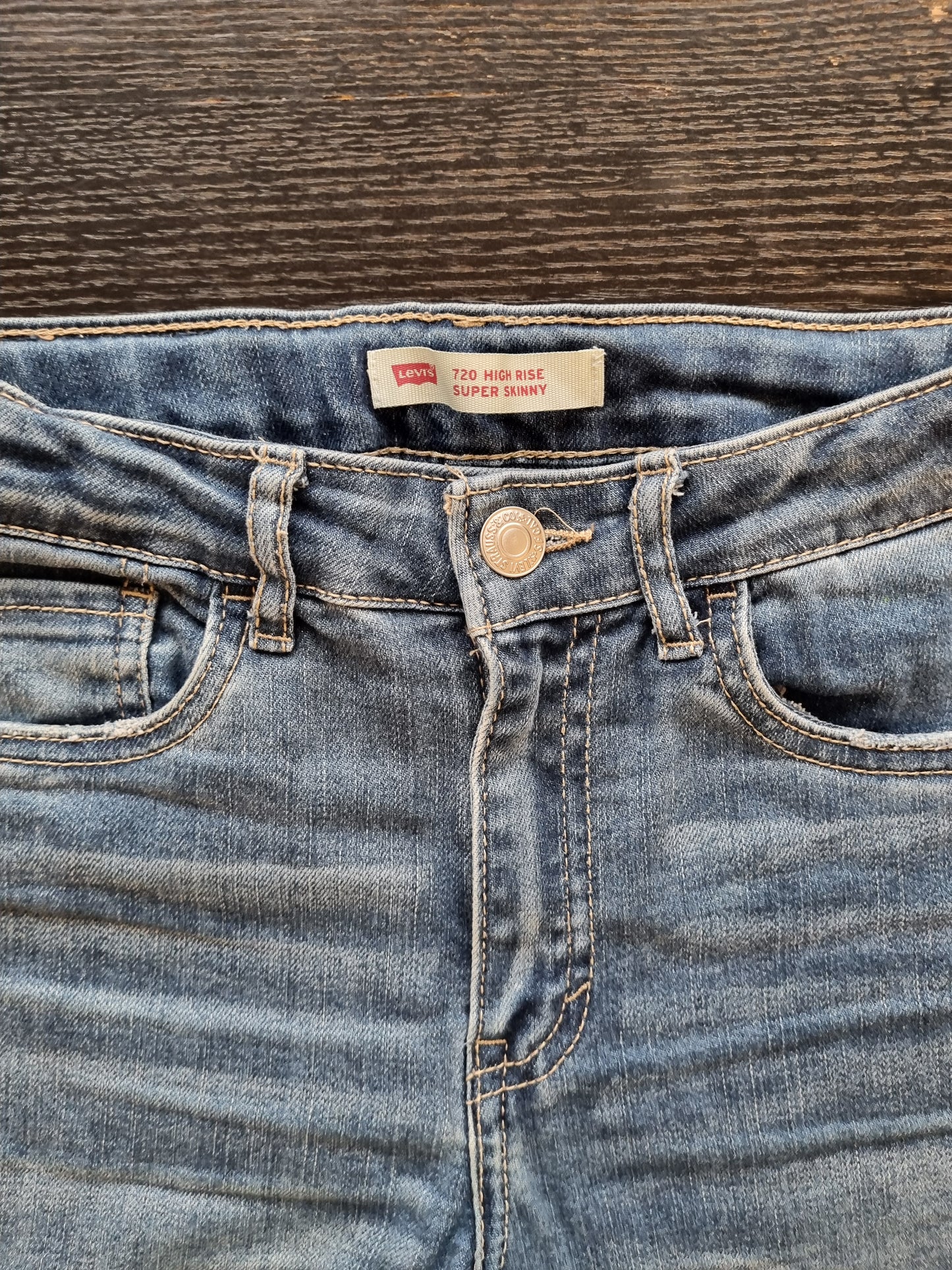 Levis 720 - 140