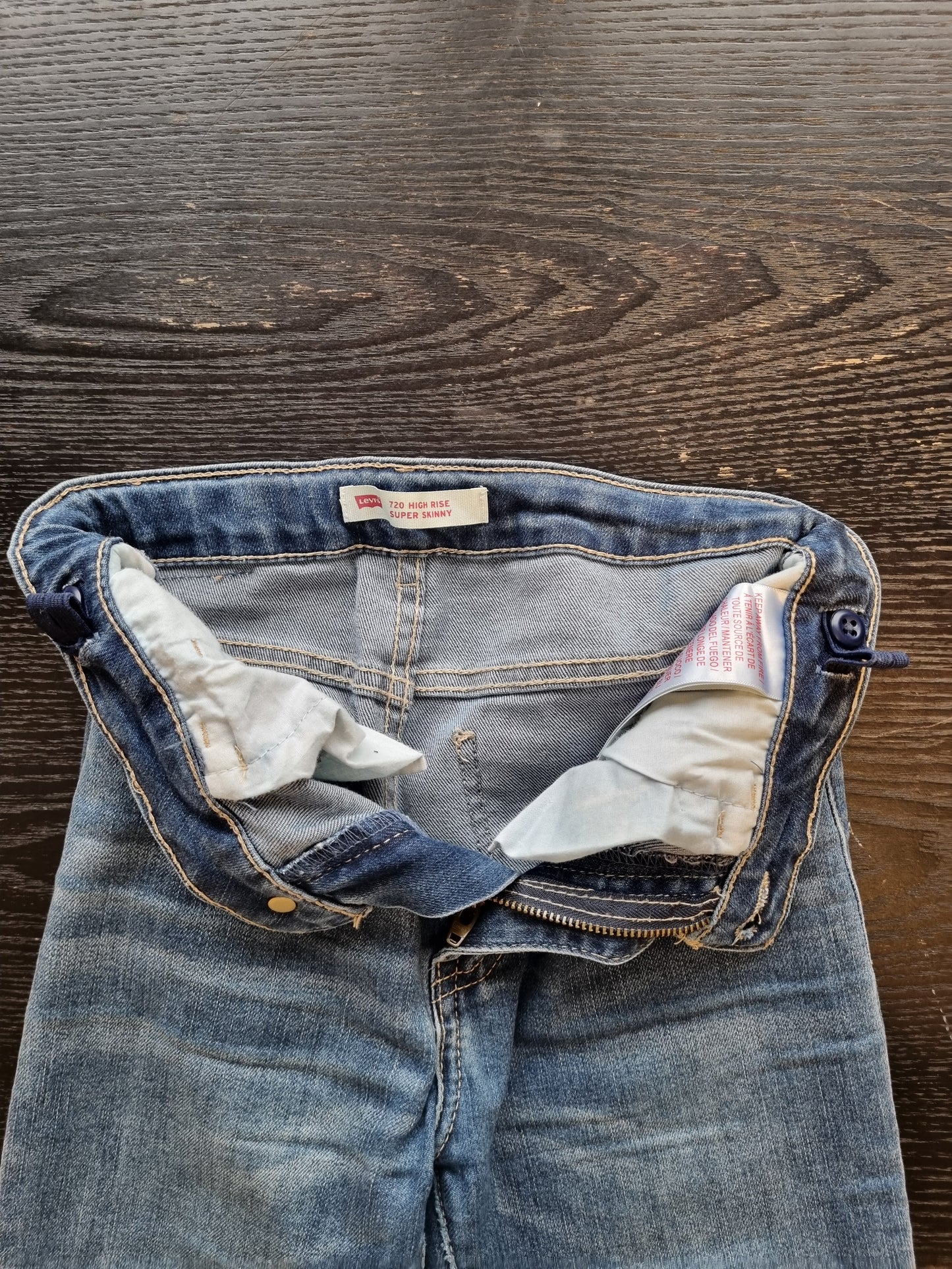 Levis 720 - 140