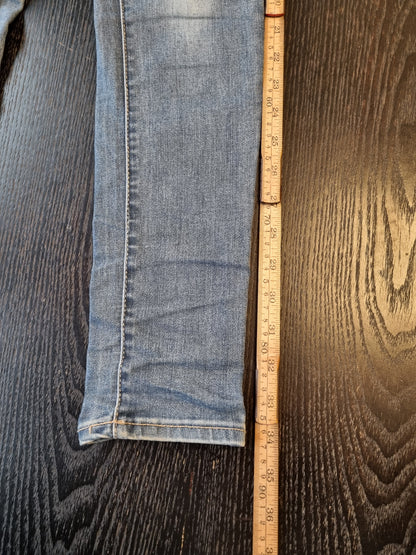 Levis 720 - 140
