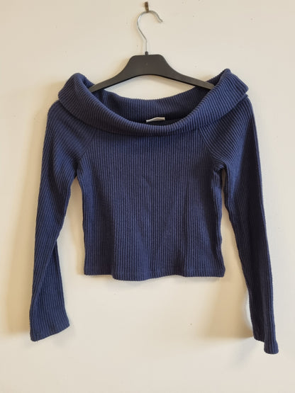 Off-shoulder toff
