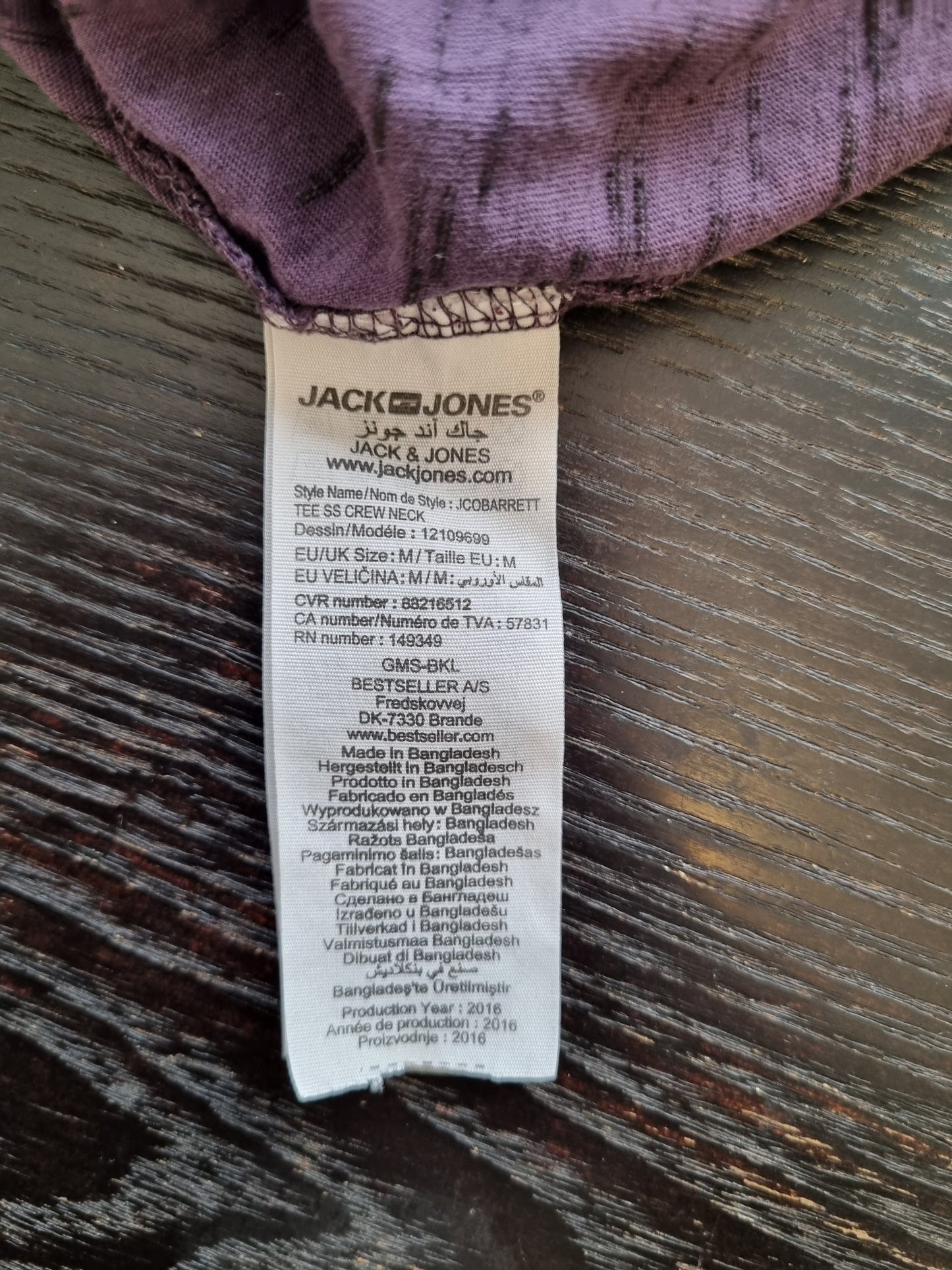 Jack & Jones t-skjorte - M