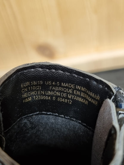 Chelsea Boots (18/19)