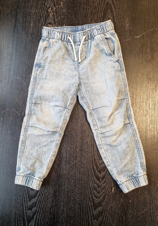 Joggers - 98