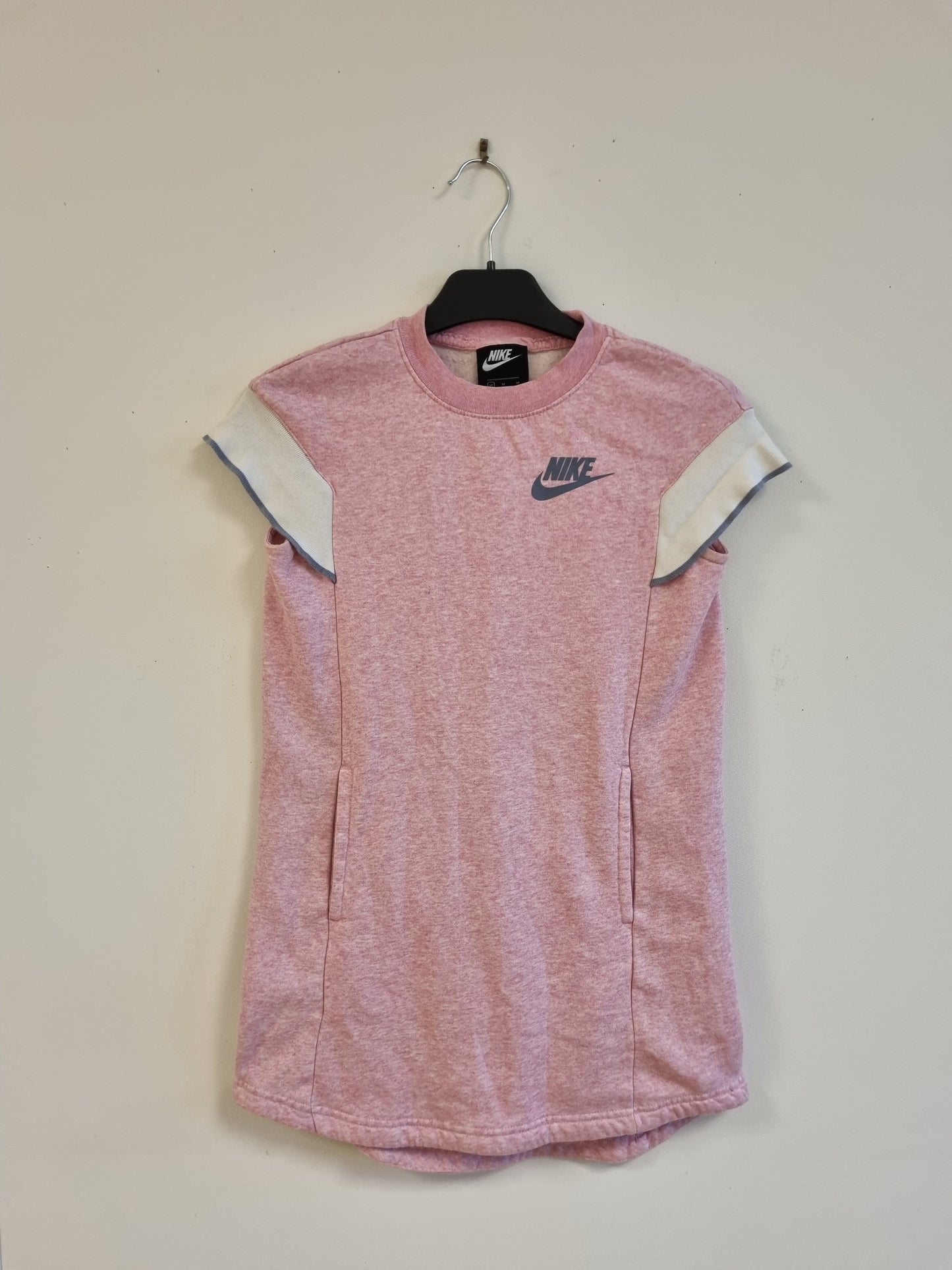 Nike kjole - 140