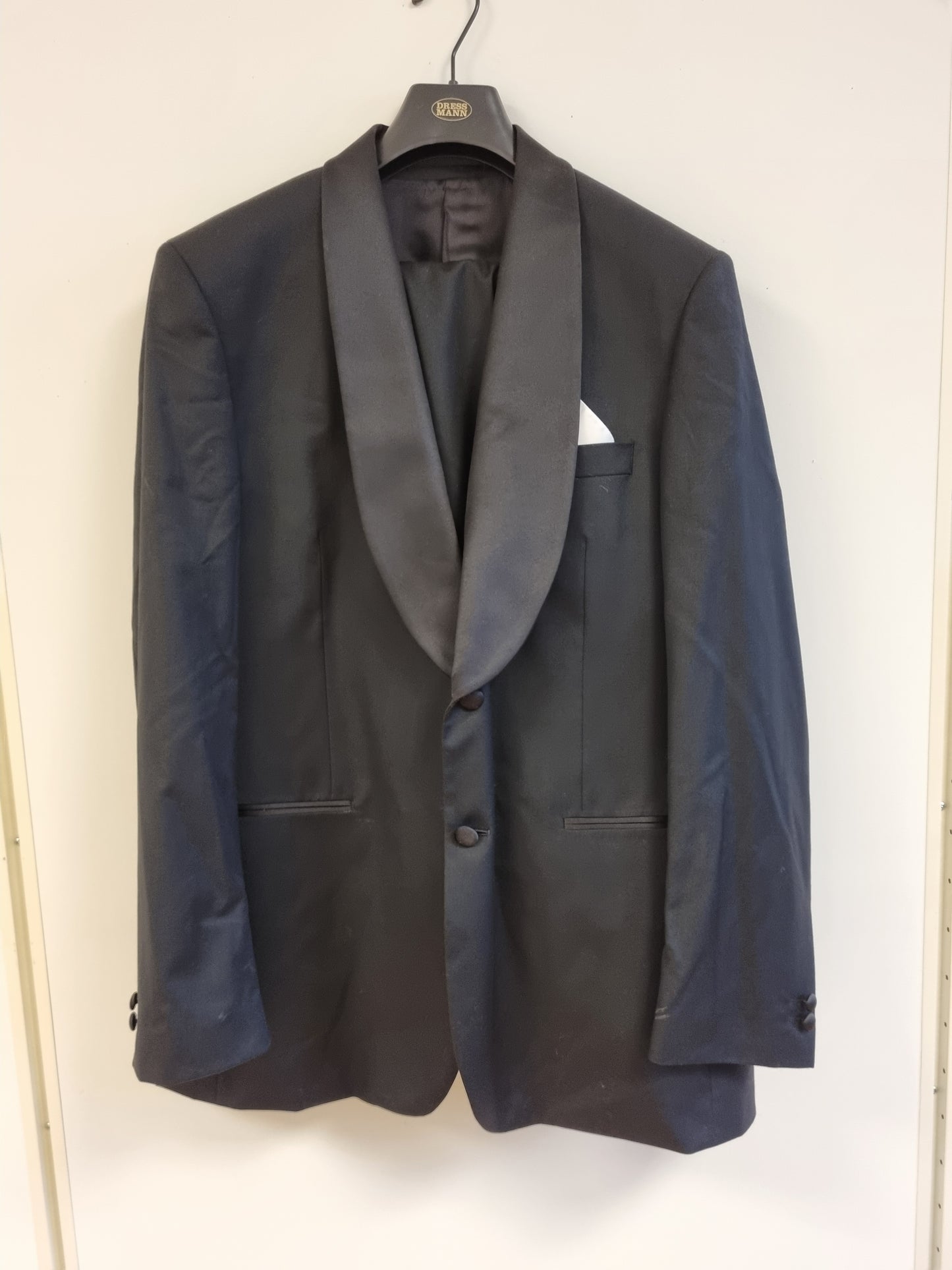 Batistini smoking / tuxedo (XL-40/32)