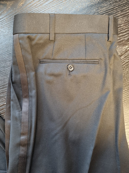 Batistini smoking / tuxedo (XL-40/32)