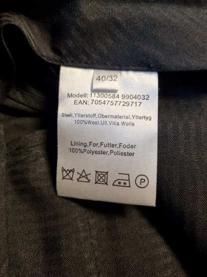 Batistini smoking / tuxedo (XL-40/32)