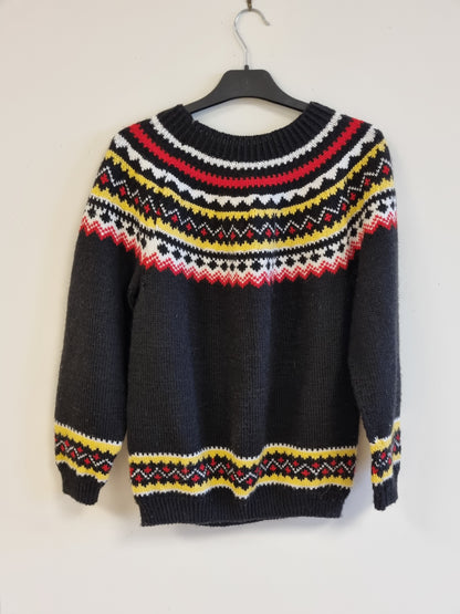 Ny hjemmestrikket genser - M/L
