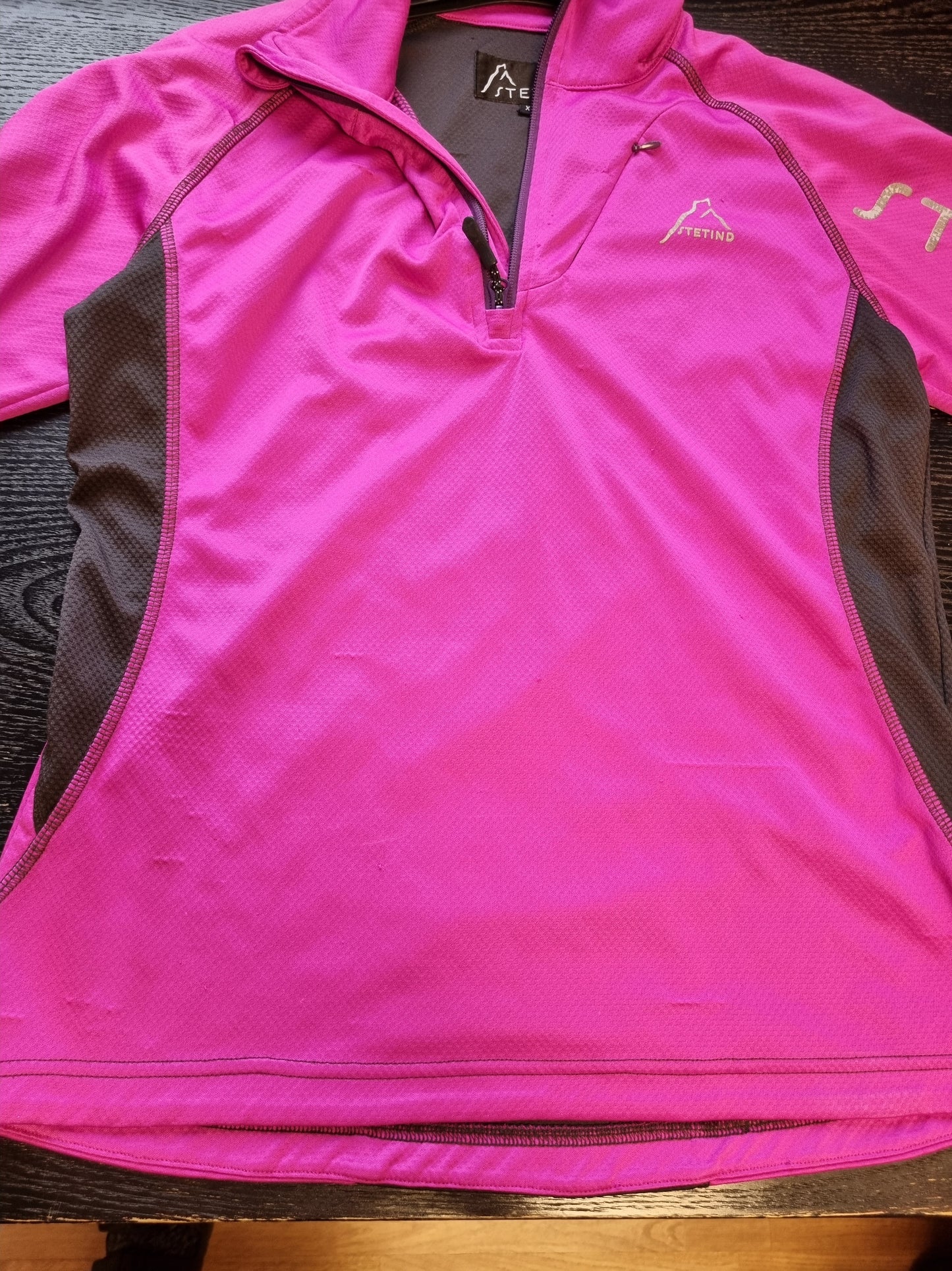Stetind treningsgenser - XL