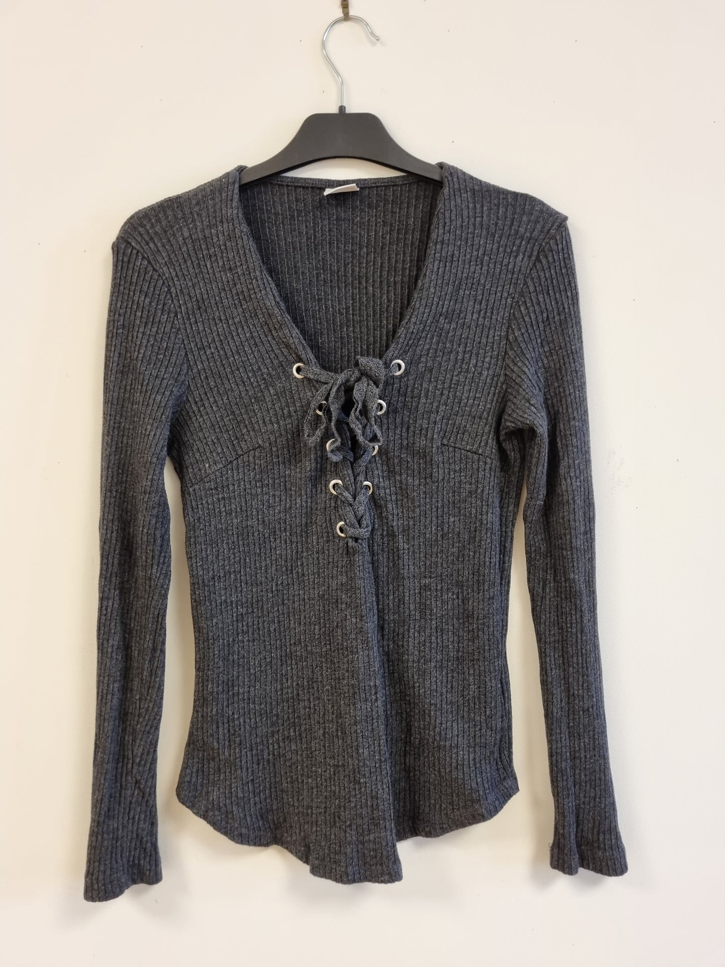Ribbestrikket genser - L