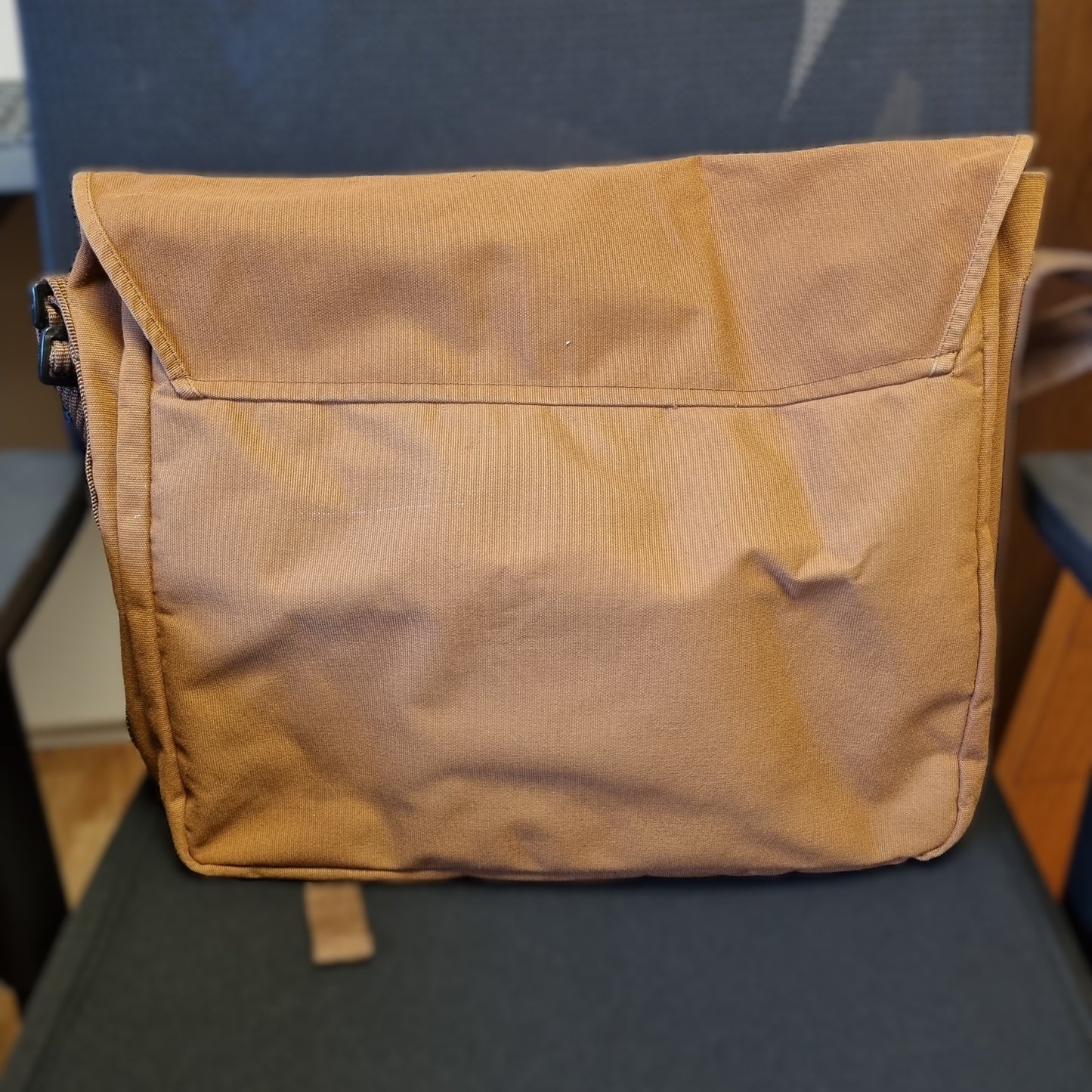 Y2K messenger bag