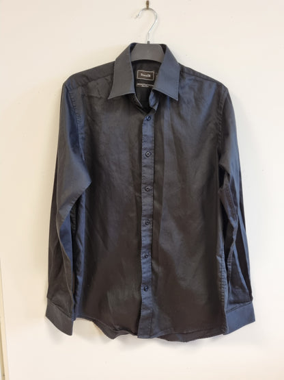 Svart dresskjorte - M