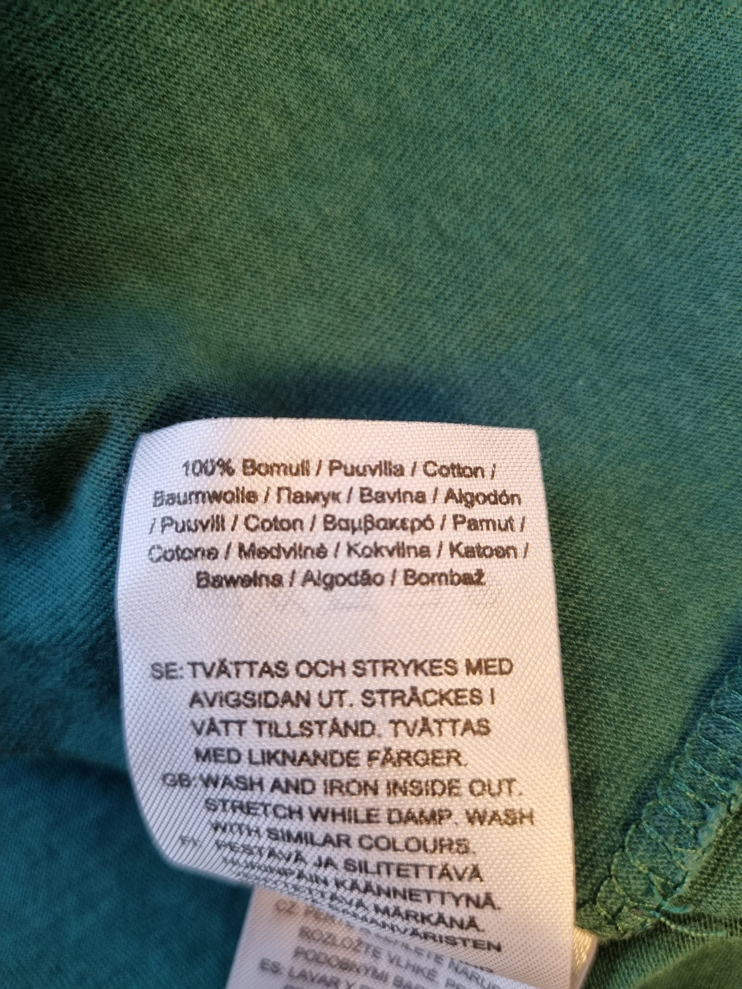 Gina Tricot t-skjorte - M