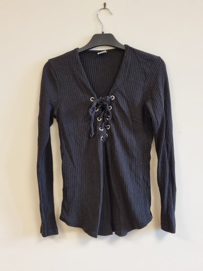 Ribbestrikket genser - L