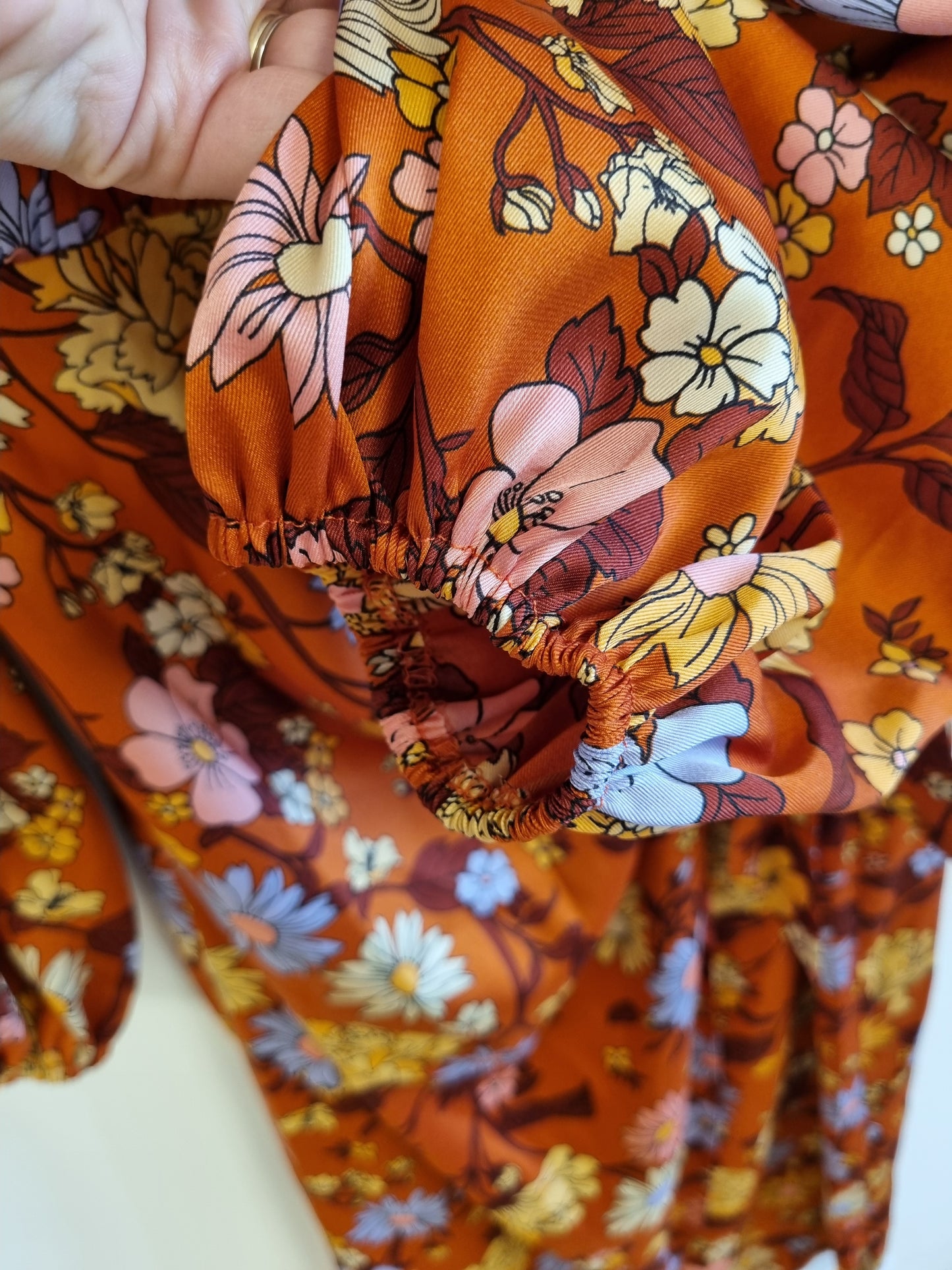 ASOS DESIGN Tall sateng maxikjole - 70-talls floral - str. 38