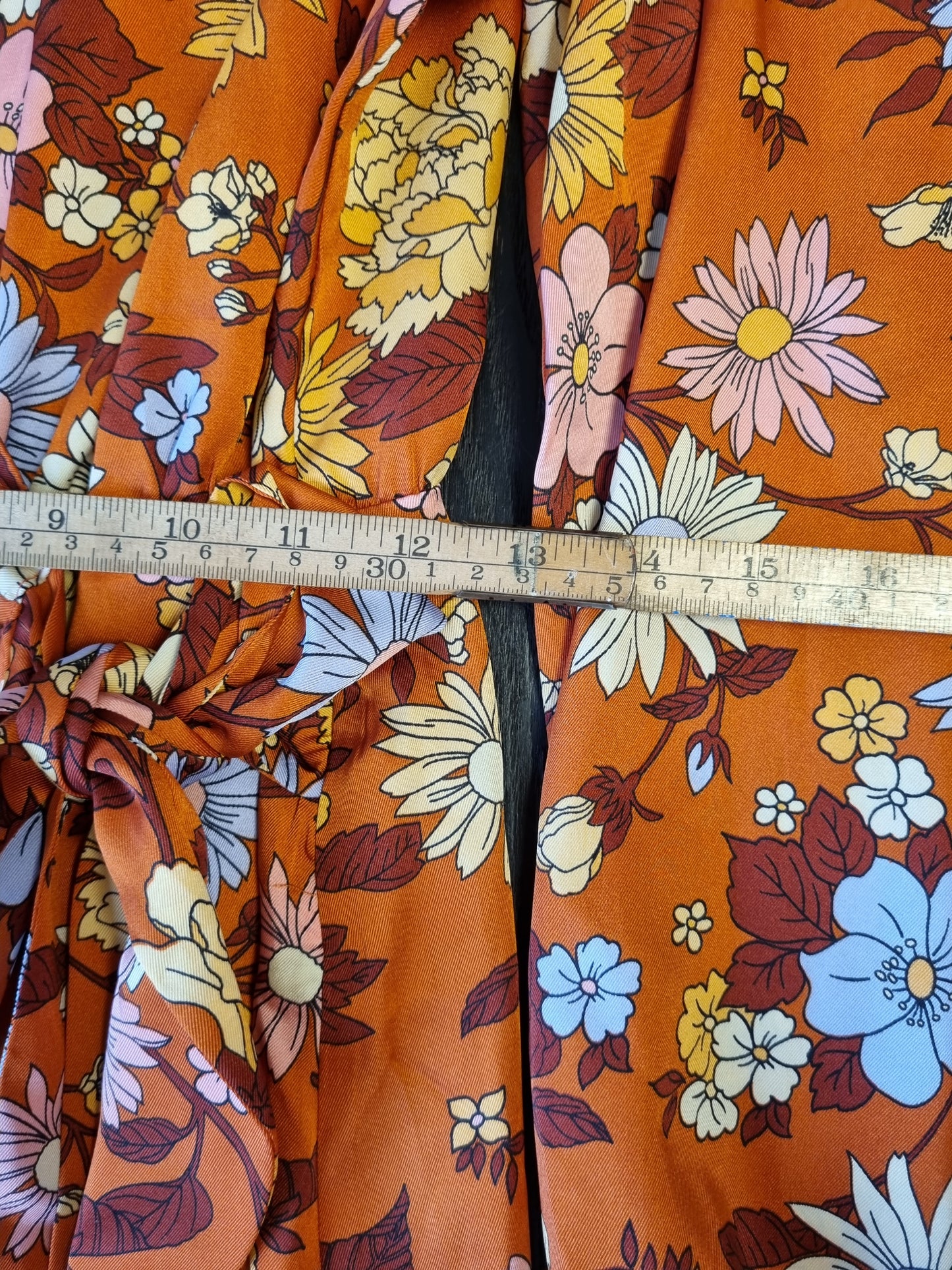 ASOS DESIGN Tall sateng maxikjole - 70-talls floral - str. 38
