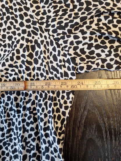 H&M Leopardmønstret kjole - XL