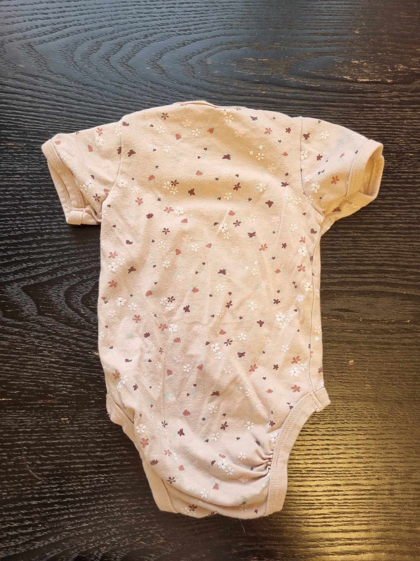 Kortermet body - 62