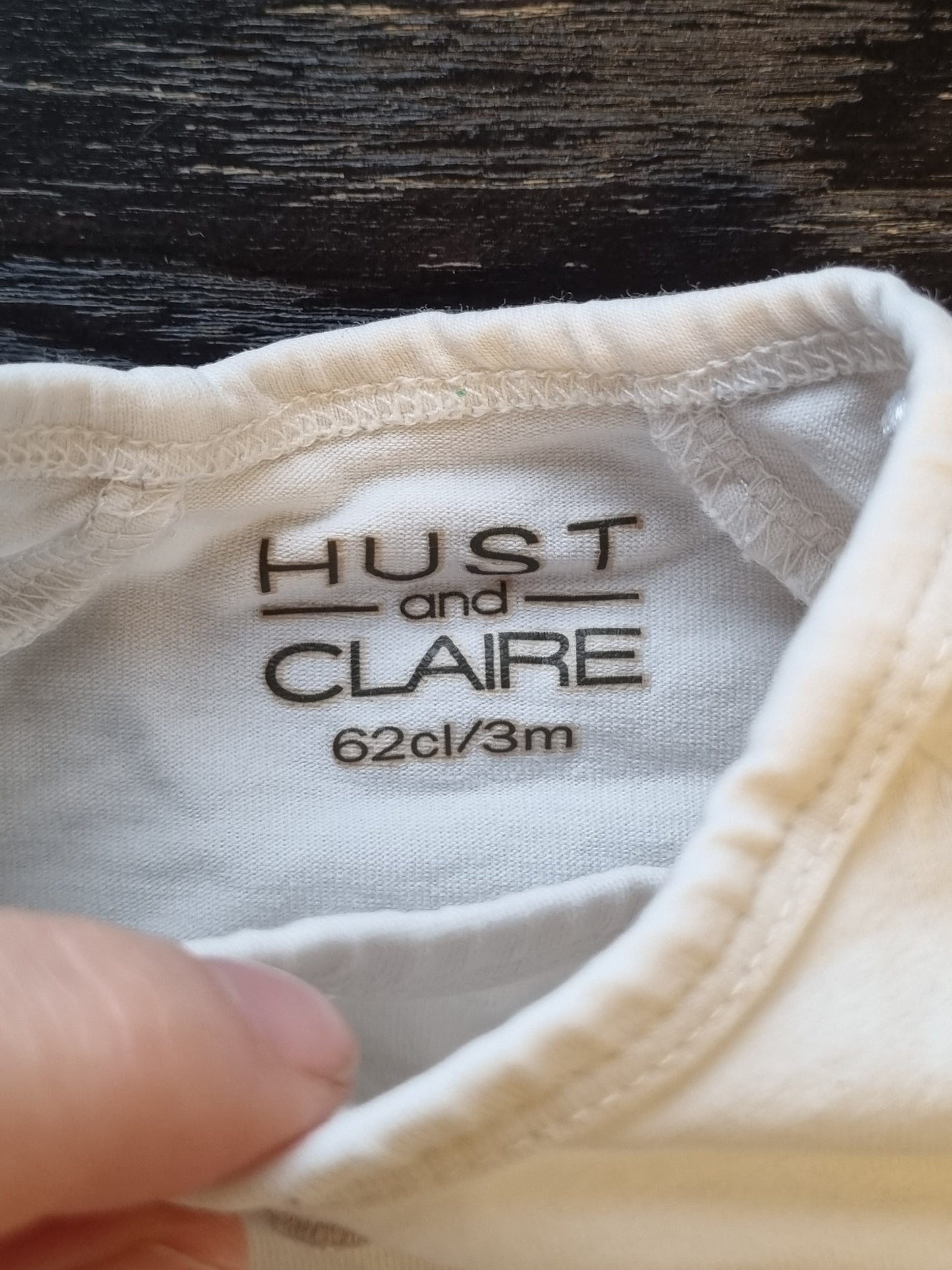 Hust & Claire body