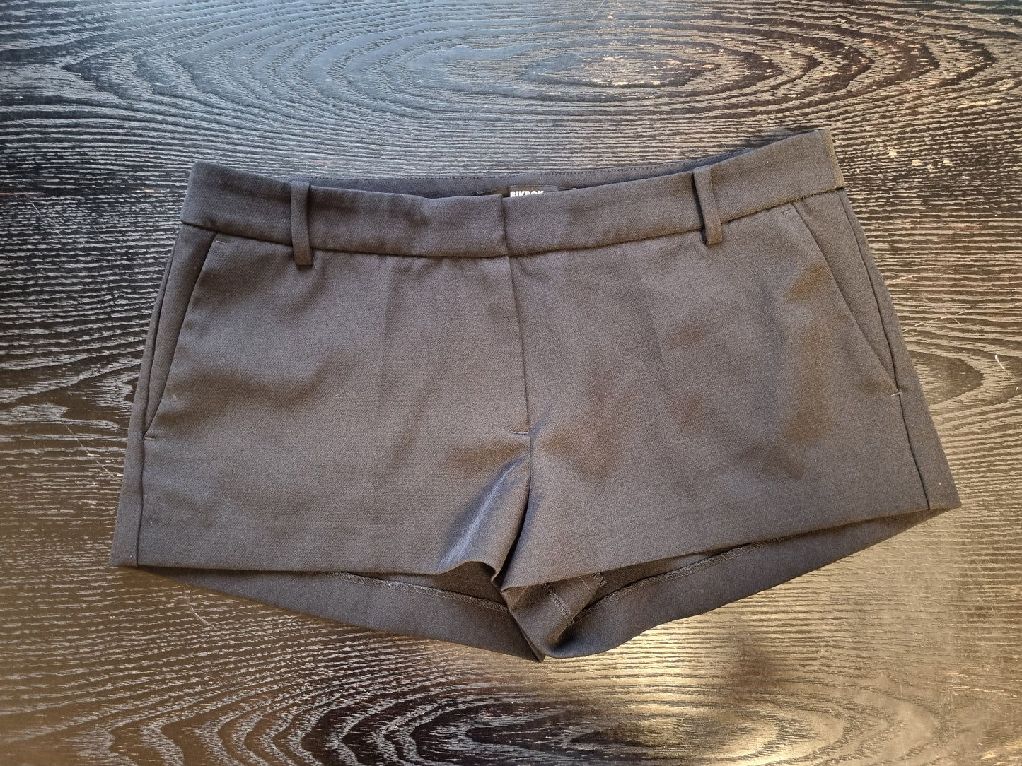 Shorts - M
