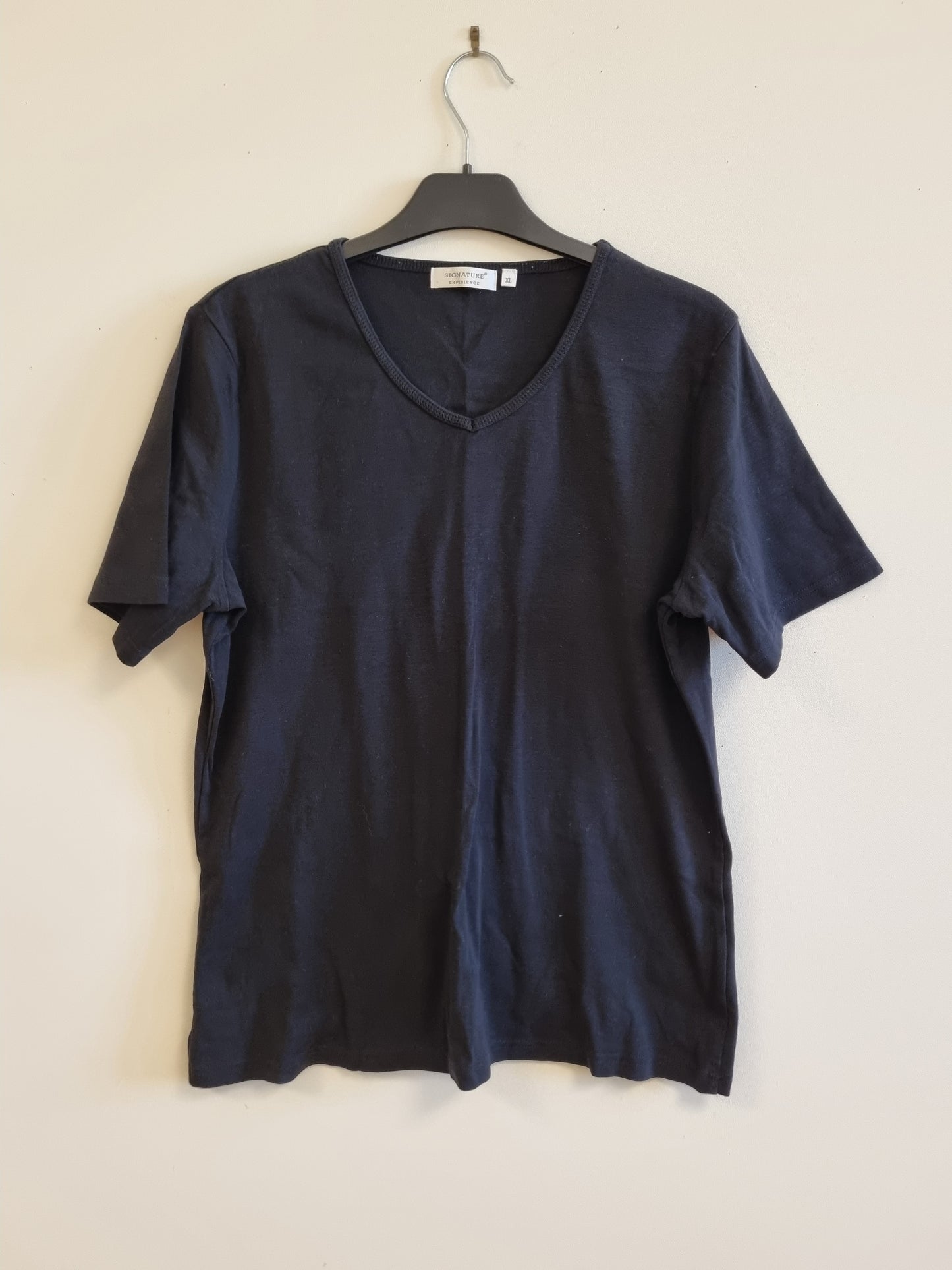 Svart t-skjorte - XL