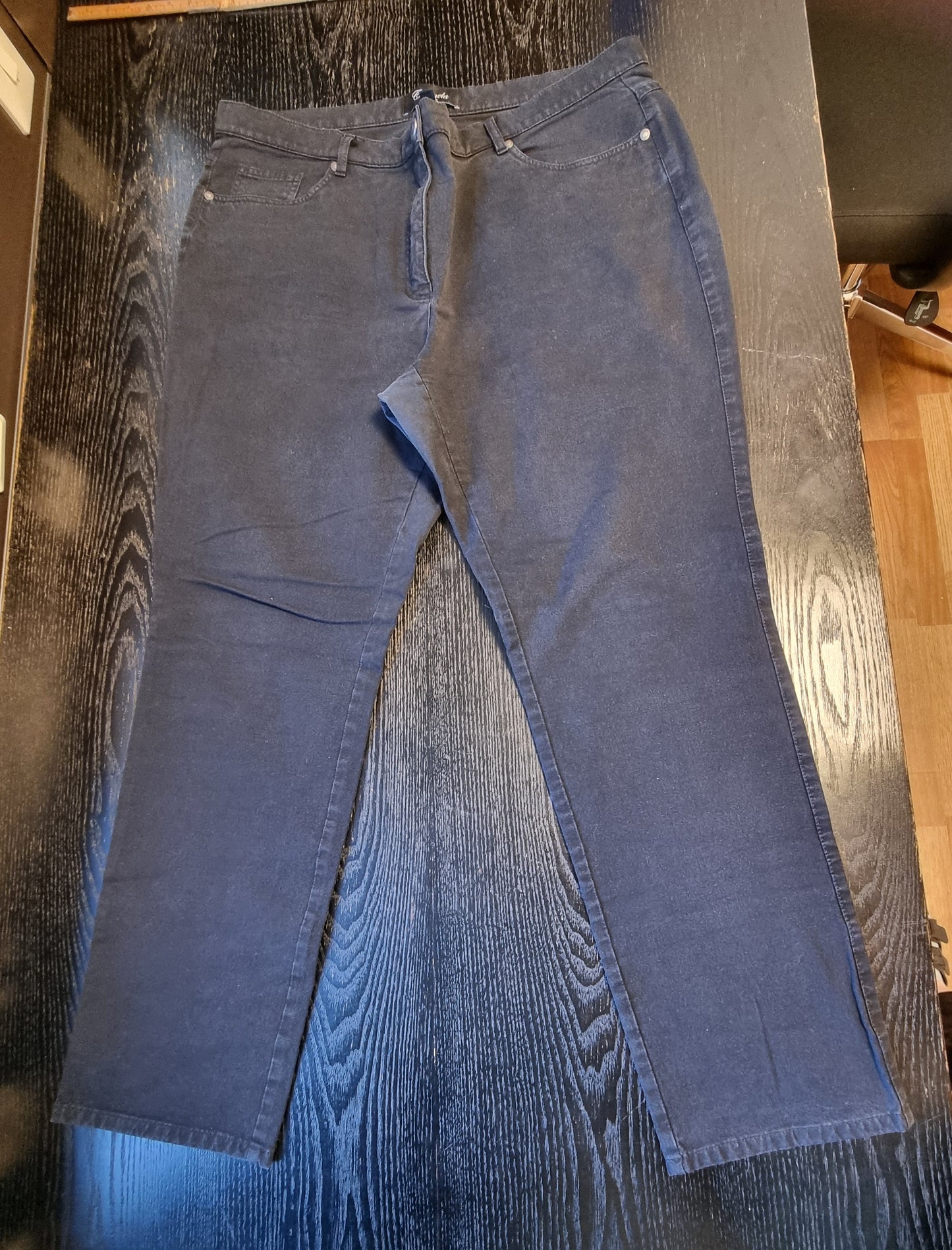 Carmela Jeans - XL