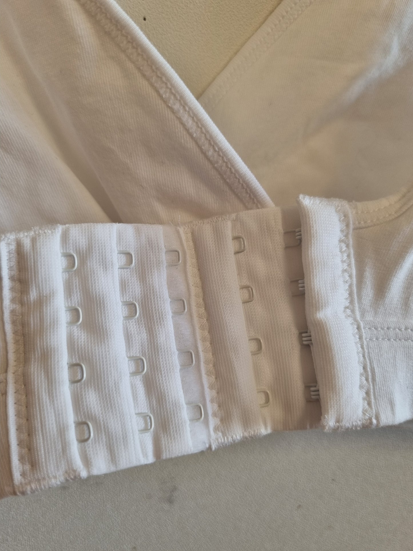 Bralette hvit - M
